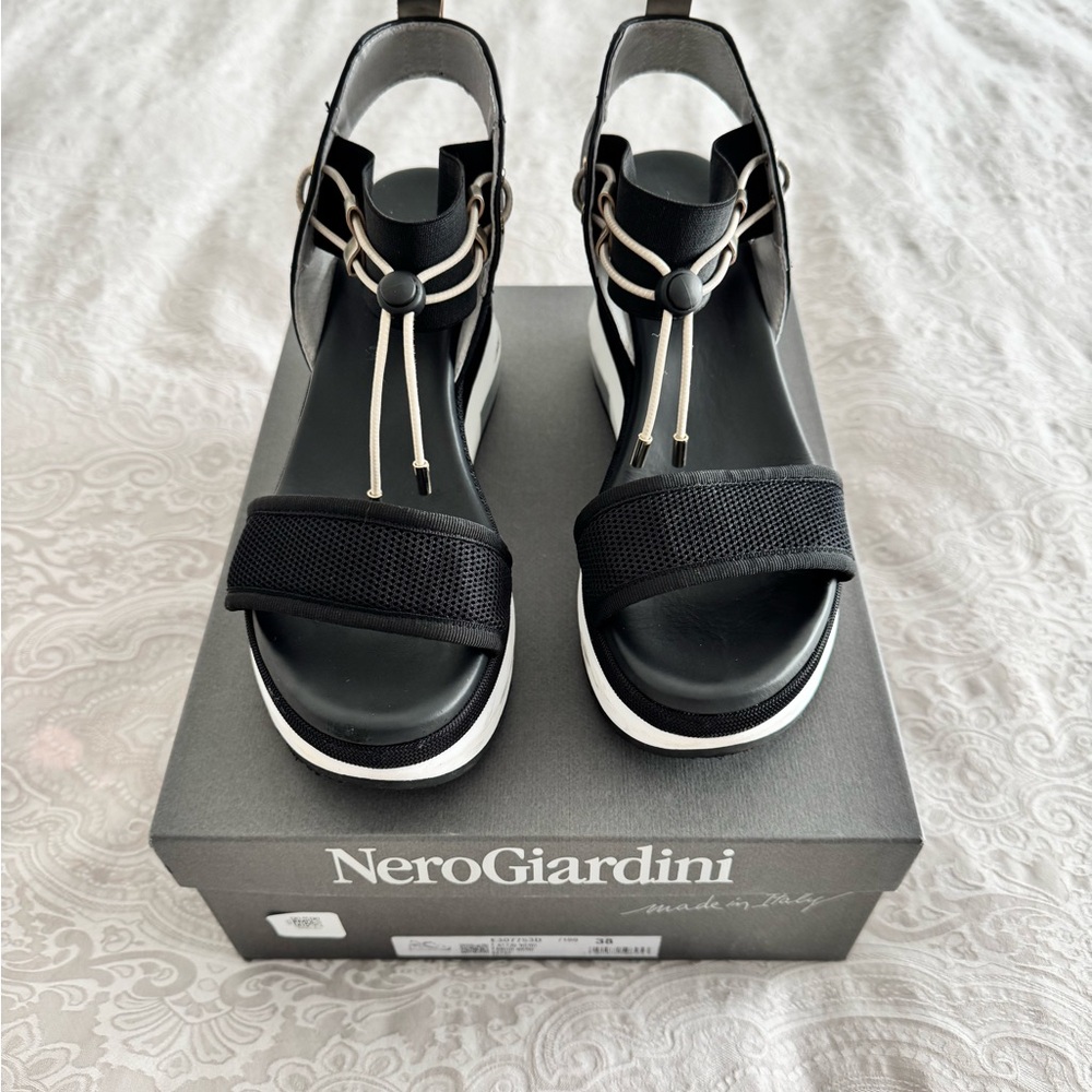 Nero Giardini Black Sandals with Ankle Strap